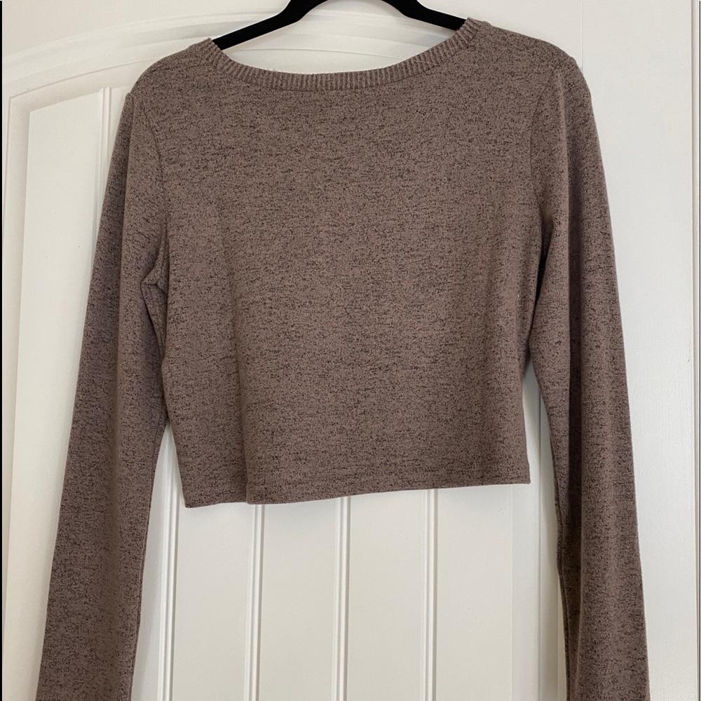 Top - Picture 2 of 2